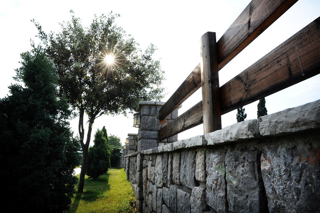 Hotel Aria Mitrovici (Podgorica) Exterior foto
